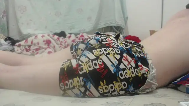 Kittywhiteass online show from March 17, 2025, 8:18 am