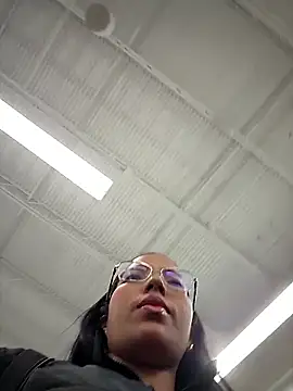 Snapshot of SheenaBrooke chatting on October 30, 2025, 7:33 pm SheenaBrooke online show from October 30, 2025, 7:33 pm