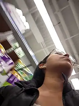 Snapshot of SheenaBrooke chatting on October 29, 2025, 7:46 pm SheenaBrooke online show from October 29, 2025, 7:46 pm