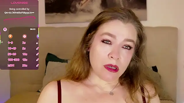 Snapshot of PetersEmily chatting on July 13, 2026, 9:36 pm PetersEmily online show from July 13, 2026, 9:36 pm