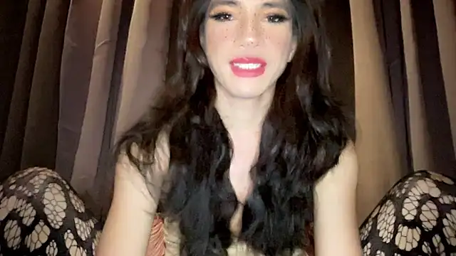 Snapshot of QUEEN_LILITH chatting on August 6, 2026, 8:42 am QUEEN LILITH online show from August 6, 2026, 8:42 am