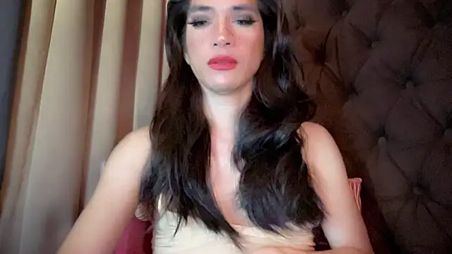 Snapshot of QUEEN_LILITH chatting on July 15, 2026, 8:21 am QUEEN LILITH online show from July 15, 2026, 8:21 am