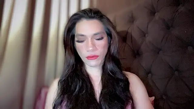 Snapshot of QUEEN_LILITH chatting on July 22, 2026, 9:11 am QUEEN LILITH online show from July 22, 2026, 9:11 am