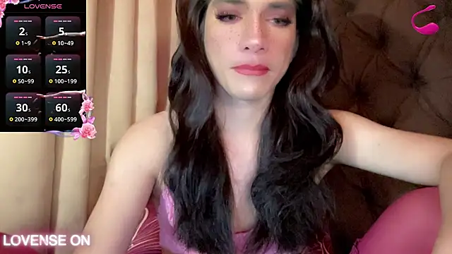 Snapshot of QUEEN_LILITH chatting on June 20, 2026, 2:33 pm QUEEN LILITH online show from June 20, 2026, 2:33 pm