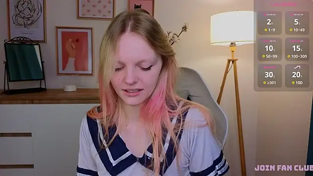 Snapshot of evangel1ne chatting on March 7, 2025, 8:02 am evangel1ne online show from March 7, 2025, 8:02 am