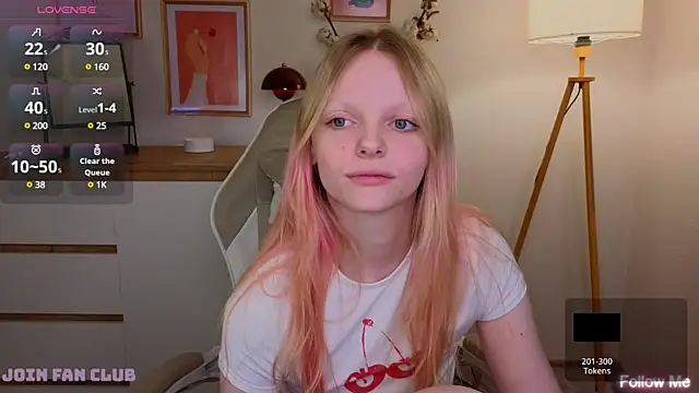 Snapshot of evangel1ne chatting on February 22, 2025, 6:06 am evangel1ne online show from February 22, 2025, 6:06 am