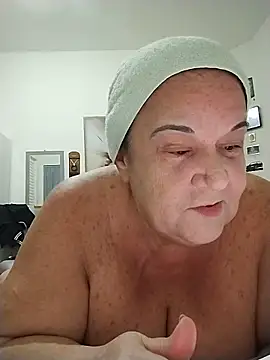Snapshot of Yaya_Mineira chatting on May 29, 2026, 12:16 am Yaya Mineira online show from May 29, 2026, 12:16 am