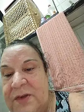 Snapshot of Yaya_Mineira chatting on May 15, 2026, 11:14 pm Yaya Mineira online show from May 15, 2026, 11:14 pm