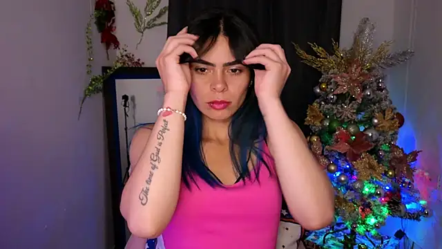 sexyladyy  online show from December 14, 2025, 11:21 pm