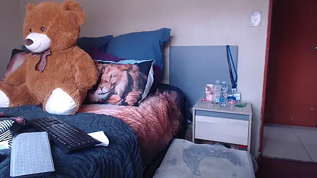 Snapshot of EbonySeductressx chatting on November 20, 2025, 11:55 am EbonySeductressx online show from November 20, 2025, 11:55 am