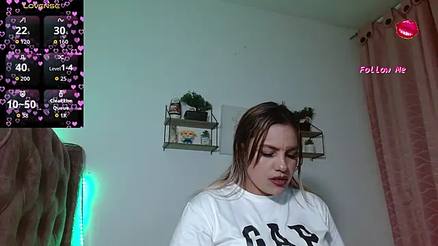 Snapshot of naugtyqueen chatting on November 20, 2025, 12:11 am naugtyqueen online show from November 20, 2025, 12:11 am