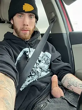 KcCumz19 online show from January 5, 2026, 6:55 pm