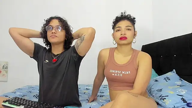 Kami chigiri21 online show from December 4, 2025, 12:31 am