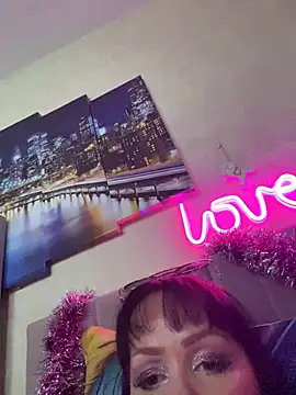 Snapshot of Lolaley2 chatting on January 18, 2026, 11:24 am Lolaley2 online show from January 18, 2026, 11:24 am