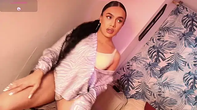 sweetcata23 online show from March 16, 2026, 8:22 pm