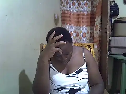 Ebonyceline online show from September 28, 2025, 7:32 pm