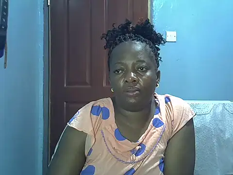 Snapshot of Ebonyceline chatting on April 15, 2026, 7:58 pm Ebonyceline online show from April 15, 2026, 7:58 pm