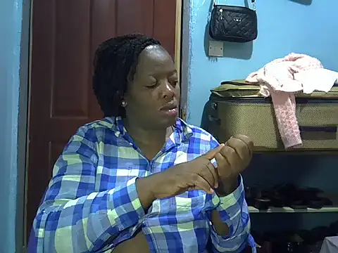 Snapshot of Ebonyceline chatting on May 6, 2026, 1:09 am Ebonyceline online show from May 6, 2026, 1:09 am