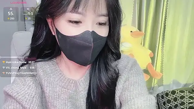 Mya Lee online show from February 13, 2025, 7:31 pm