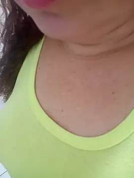 CASADASIGILO2 online show from March 18, 2025, 8:28 am