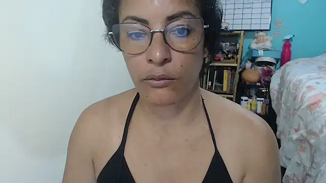 Snapshot of kateleyagrey chatting on December 3, 2025, 7:24 pm kateleyagrey online show from December 3, 2025, 7:24 pm