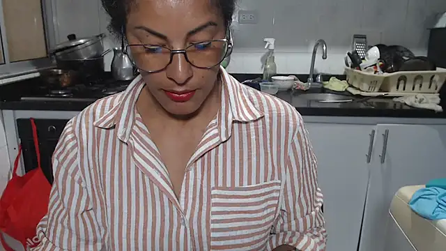 Snapshot of kateleyagrey chatting on November 13, 2025, 7:29 pm kateleyagrey online show from November 13, 2025, 7:29 pm