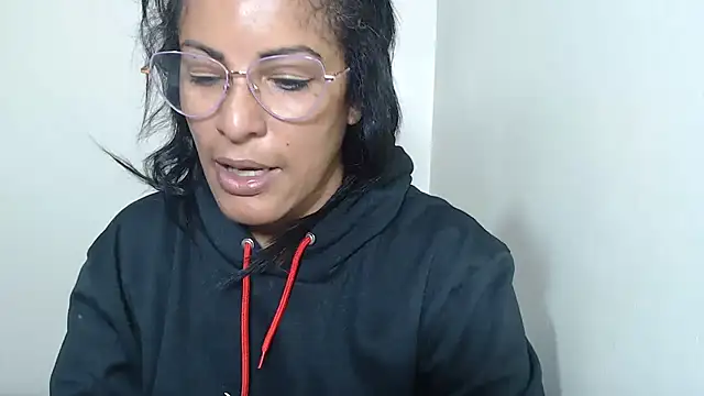 Snapshot of kateleyagrey chatting on July 5, 2026, 12:45 pm kateleyagrey online show from July 5, 2026, 12:45 pm