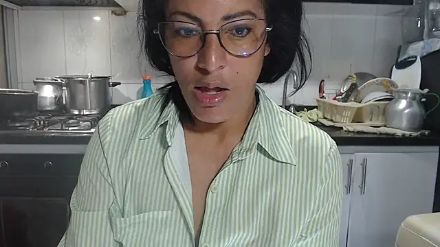 Snapshot of kateleyagrey chatting on November 23, 2025, 12:04 pm kateleyagrey online show from November 23, 2025, 12:04 pm