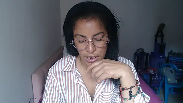 Snapshot of kateleyagrey chatting on July 31, 2026, 12:59 pm kateleyagrey online show from July 31, 2026, 12:59 pm