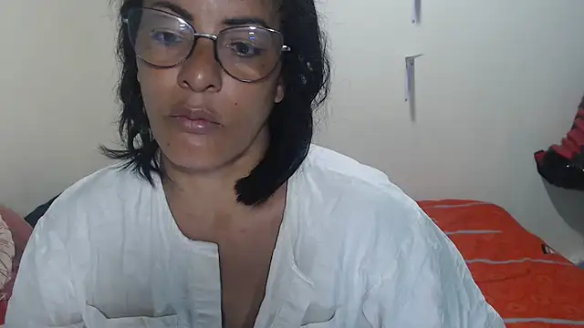 Snapshot of kateleyagrey chatting on October 19, 2025, 1:14 pm kateleyagrey online show from October 19, 2025, 1:14 pm