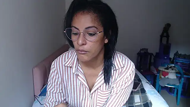 Snapshot of kateleyagrey chatting on August 4, 2026, 1:15 pm kateleyagrey online show from August 4, 2026, 1:15 pm