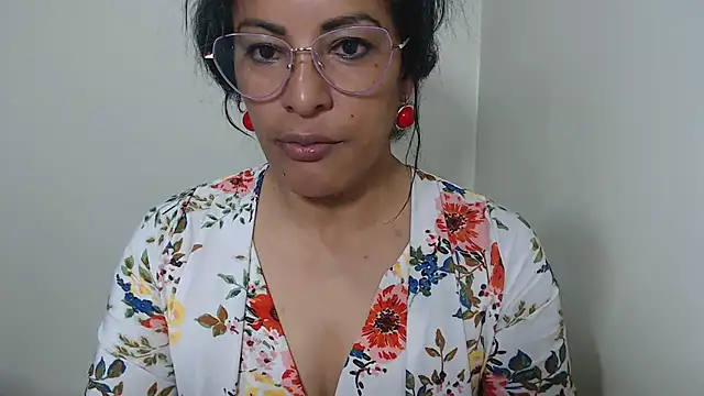 Snapshot of kateleyagrey chatting on July 10, 2026, 7:25 pm kateleyagrey online show from July 10, 2026, 7:25 pm