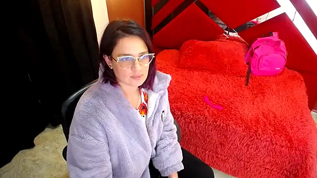 Snapshot of Violeta_hornny chatting on March 18, 2025, 11:53 pm Violeta hornny online show from March 18, 2025, 11:53 pm