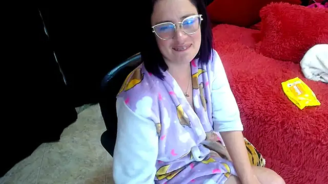 Snapshot of Violeta_hornny chatting on February 16, 2025, 10:11 pm Violeta hornny online show from February 16, 2025, 10:11 pm