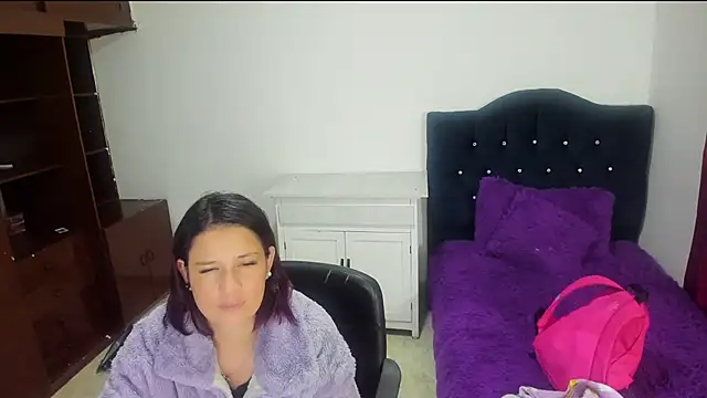 Snapshot of Violeta_hornny chatting on March 6, 2025, 8:37 pm Violeta hornny online show from March 6, 2025, 8:37 pm