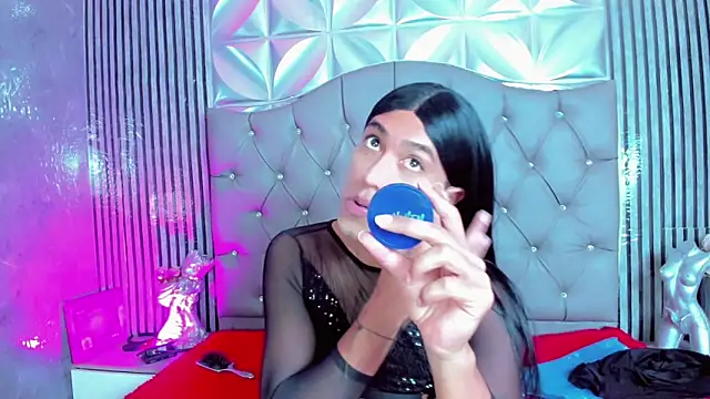 Lucia-sex online show from June 19, 2026, 7:30 pm