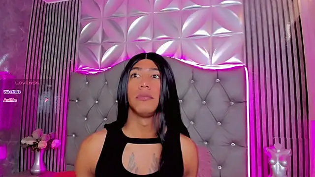Lucia-sex online show from April 29, 2026, 7:09 pm