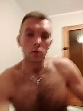 liderek83 online show from September 18, 2025, 10:57 pm