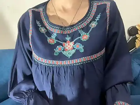 Minal 07 online show from December 4, 2025, 4:06 pm