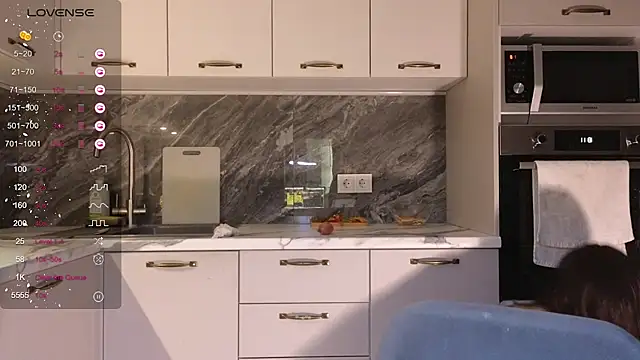 Alice Wonders online show from November 21, 2025, 7:57 pm