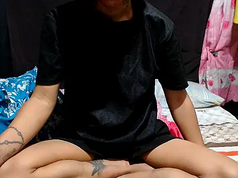 Snapshot of AsianNaughtiesMistress chatting on April 17, 2026, 11:35 am AsianNaughtiesMistress online show from April 17, 2026, 11:35 am
