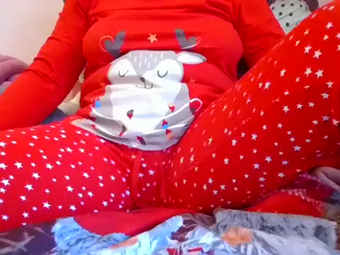 Snapshot of RealLittleRedRidingHood chatting on November 20, 2025, 1:23 pm RealLittleRedRidingHood online show from November 20, 2025, 1:23 pm