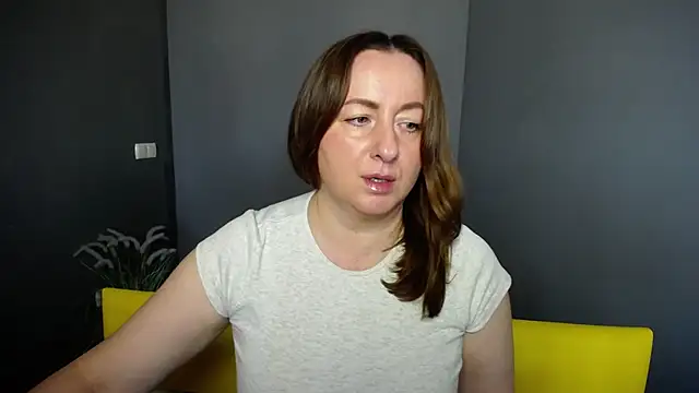 Snapshot of Abby_Taylorr chatting on November 2, 2025, 7:13 am Abby Taylorr online show from November 2, 2025, 7:13 am