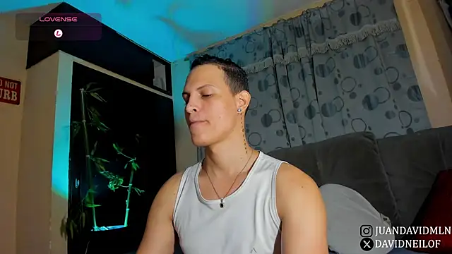 Snapshot of DavidNeill chatting on June 25, 2026, 10:59 pm DavidNeill online show from June 25, 2026, 10:59 pm