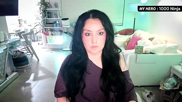 Vesaaa online show from December 3, 2025, 2:34 am