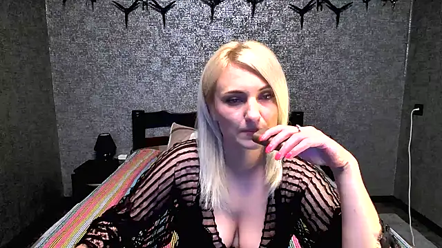 Snapshot of annagreeneyess chatting on May 30, 2026, 2:44 pm annagreeneyess online show from May 30, 2026, 2:44 pm