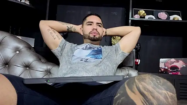 matteosantos online show from December 20, 2025, 10:40 am