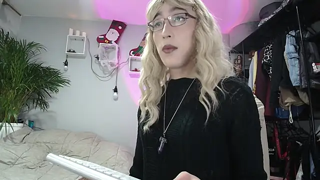 Snapshot of NicoleCortez chatting on November 23, 2025, 1:04 am NicoleCortez online show from November 23, 2025, 1:04 am