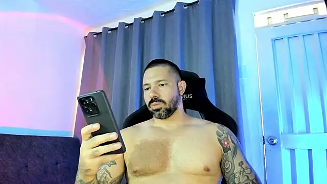 Snapshot of Pierre_Vidal chatting on July 24, 2026, 7:10 pm Pierre Vidal online show from July 24, 2026, 7:10 pm