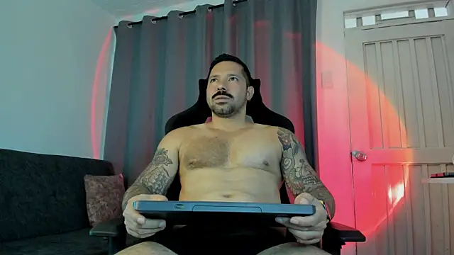 Pierre Vidal online show from November 1, 2025, 9:19 pm